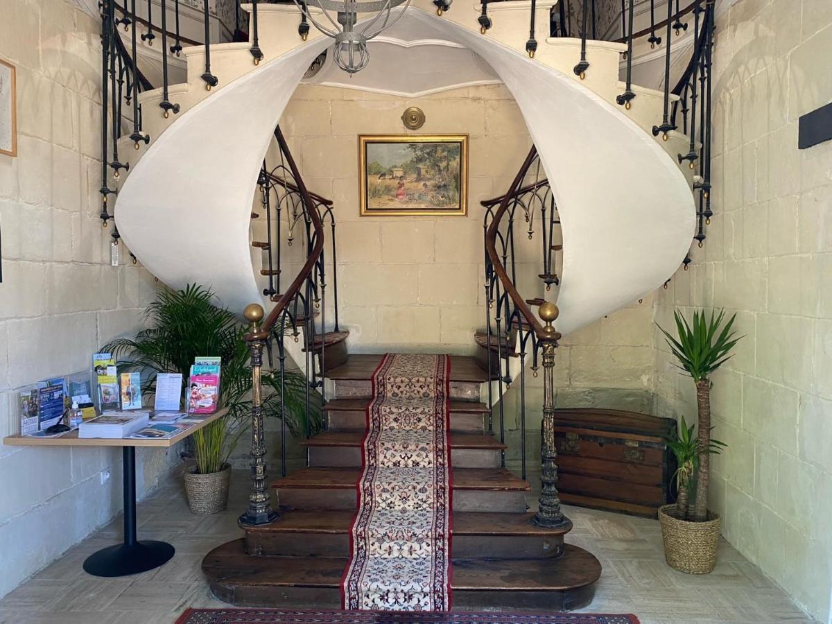 Le Castel De Brehemont Bed and Breakfast Εξωτερικό φωτογραφία